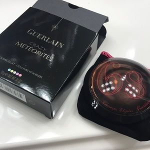 Guerlain crazy 68 meteorites compact